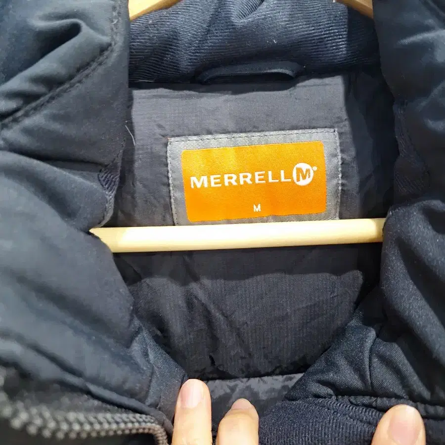 머렐 구스패딩 MERRELL