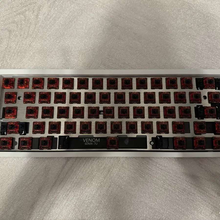 Tofu60 Redux 화이트 + Venom 60 MX 커스텀 키보드