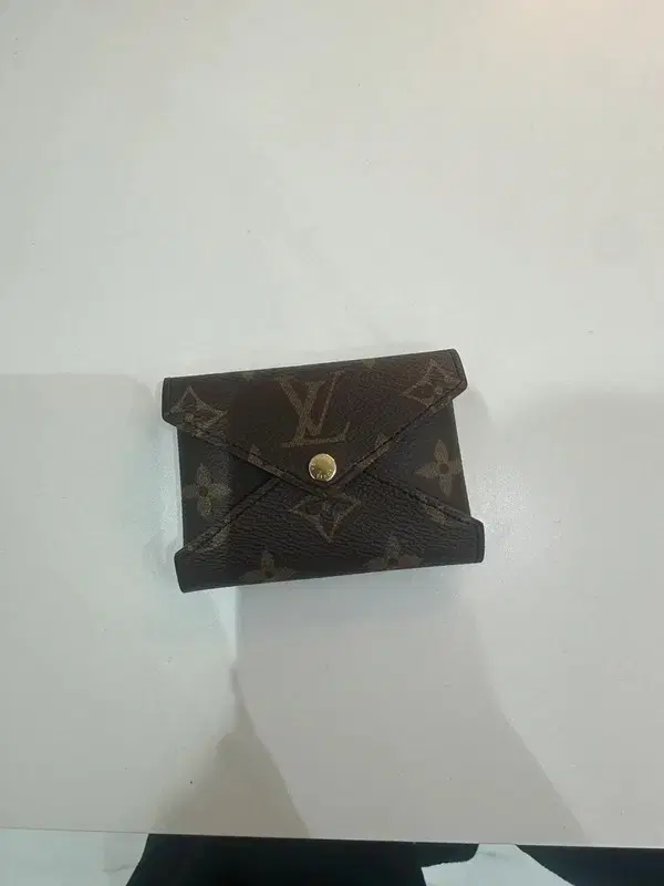 루이비통     Louis Vuitton    지갑