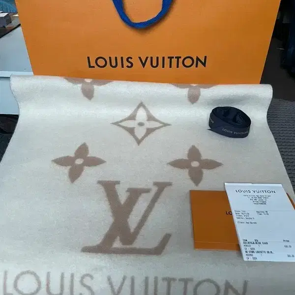 루이비통  Louis Vuitton  스카프