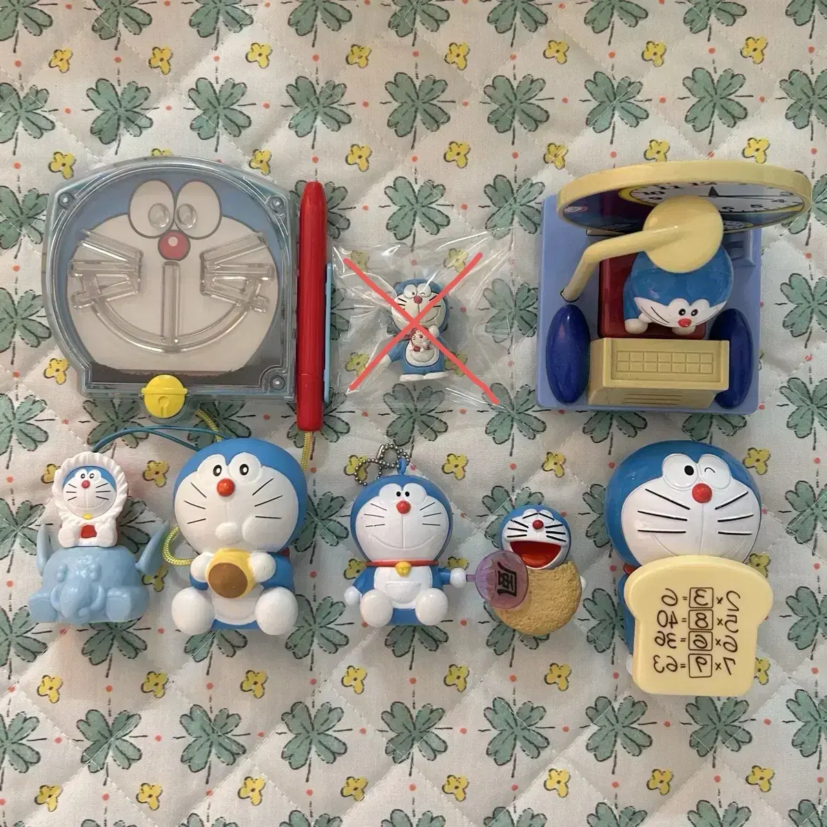 Classic) Doraemon Figures, 8 toys in bulk