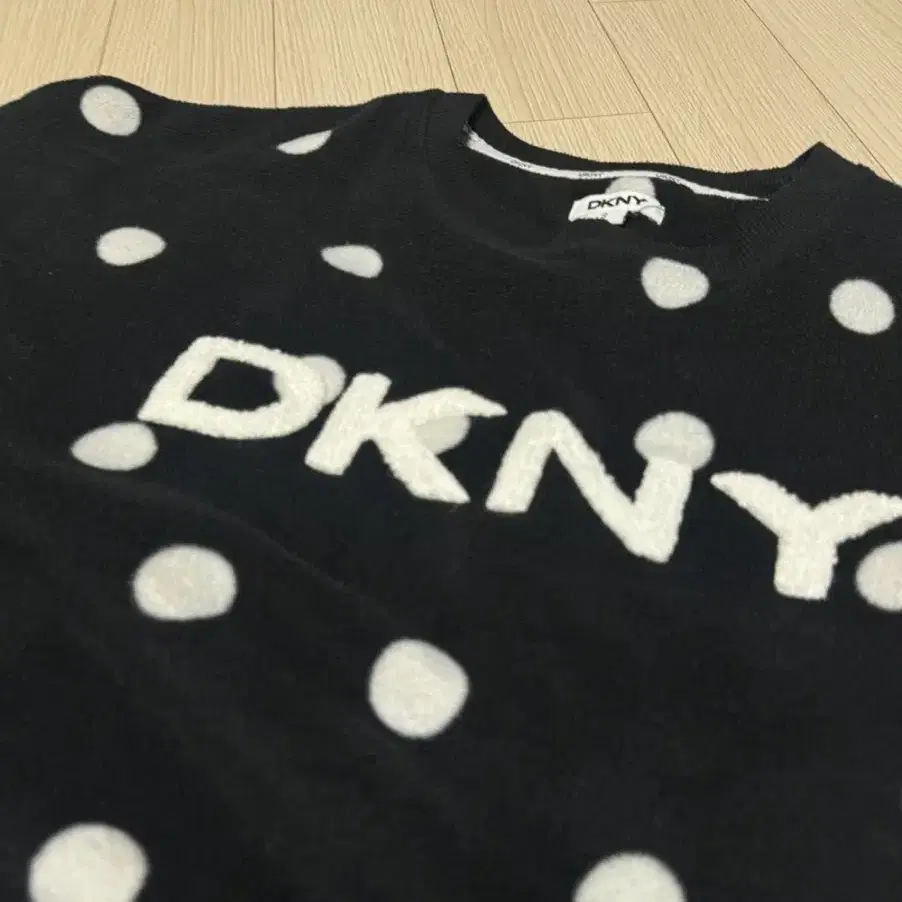 DKNY 도트무늬 수면잠옷 S 사이즈