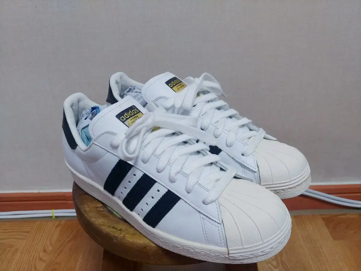 240 / ADIDAS (아디다스) 여성 슈퍼스타 80s 운동화