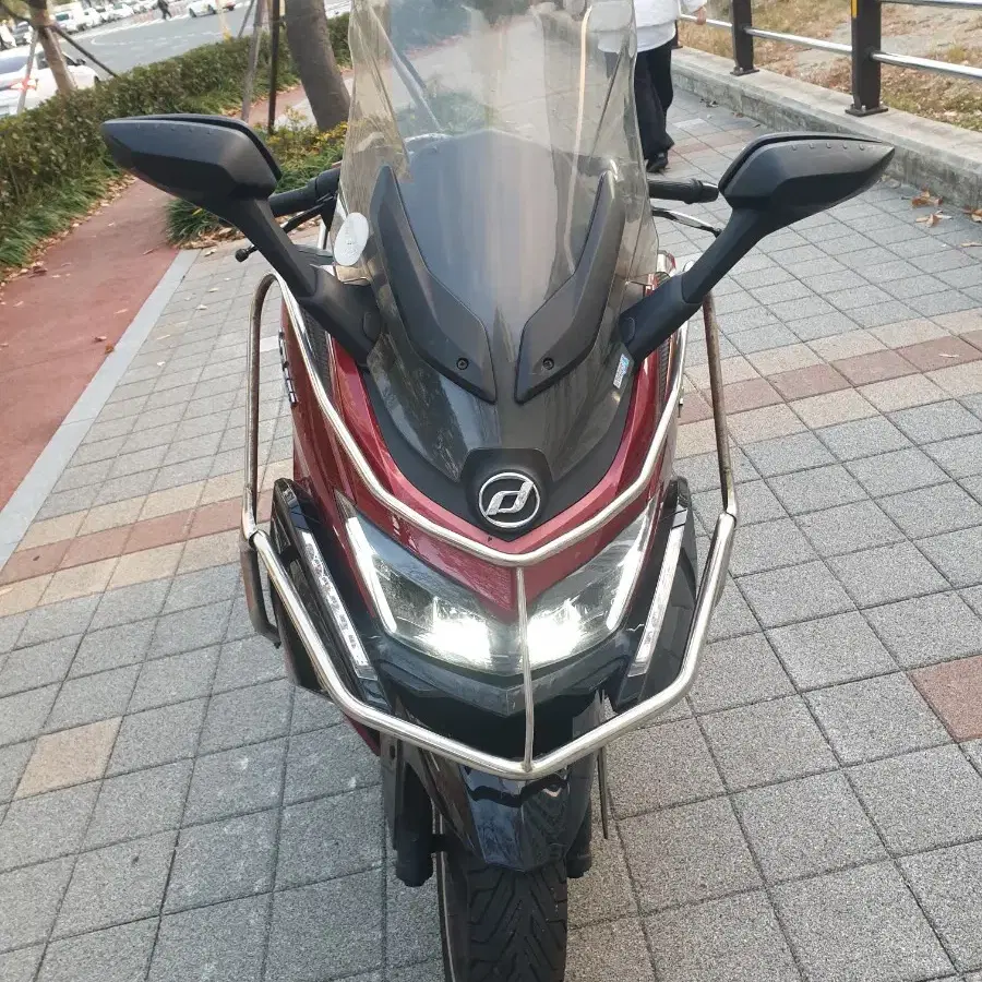 21년식 대림XQ250  오토바이스쿠터