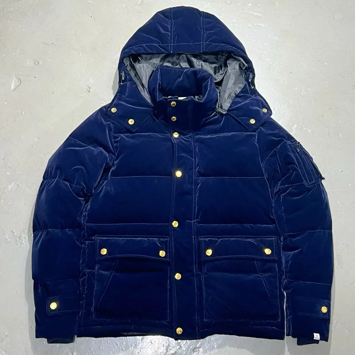 Vanquish Velvet Puffer