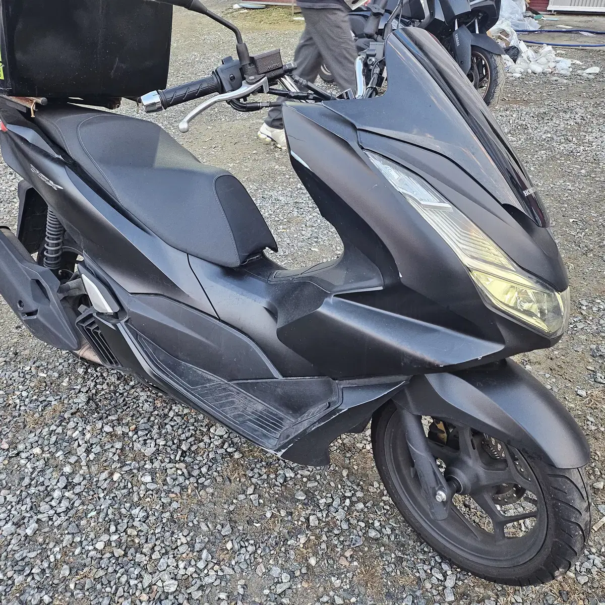 PCX125cc 22년식 판매합니다// 24,xxxKM // 260만