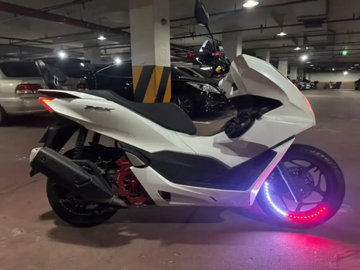 pcx125 22년식 급처