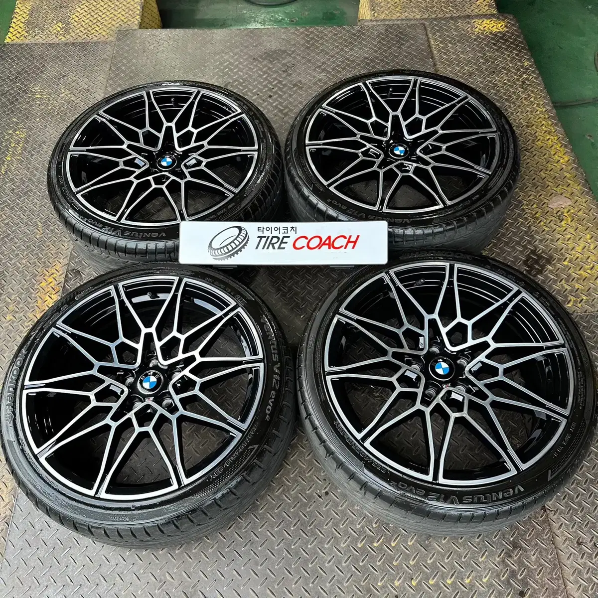 19인치 BMW G80 M3 826M st 블랙폴리쉬 신품휠 중고타이어