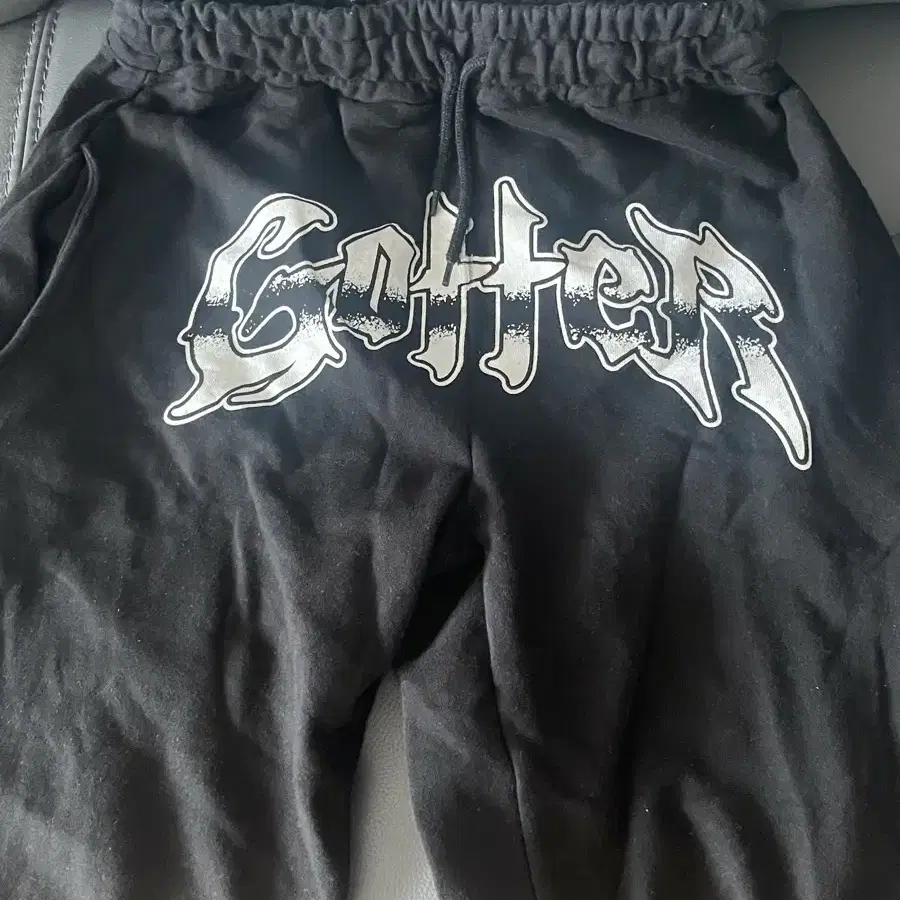 가터갤러리 GOTTER BIG LOGO SWEATPANTS_BK