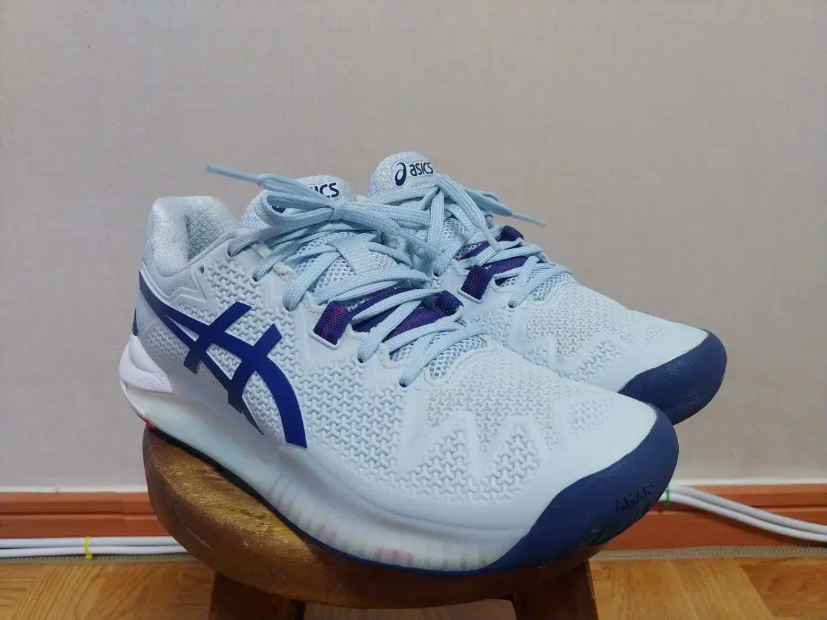 240 / ASICS (아식스) 여성 테니스화