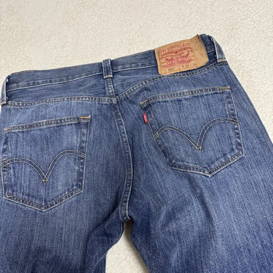 Levis 501 denim pants