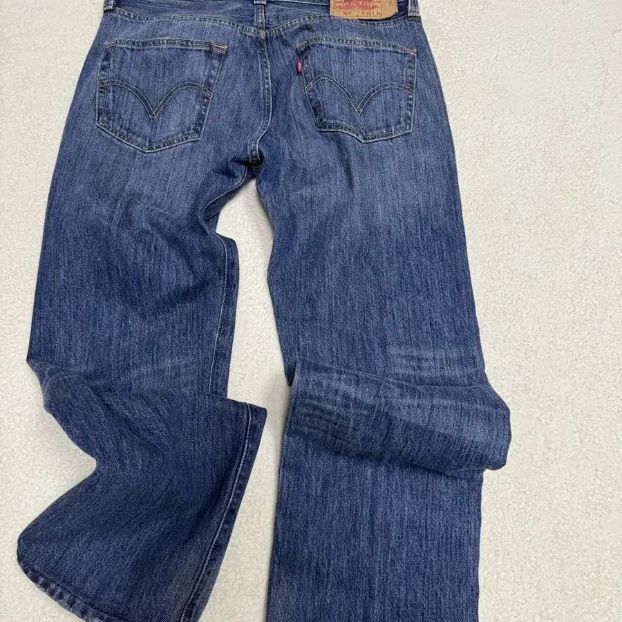 Levis 501 denim pants