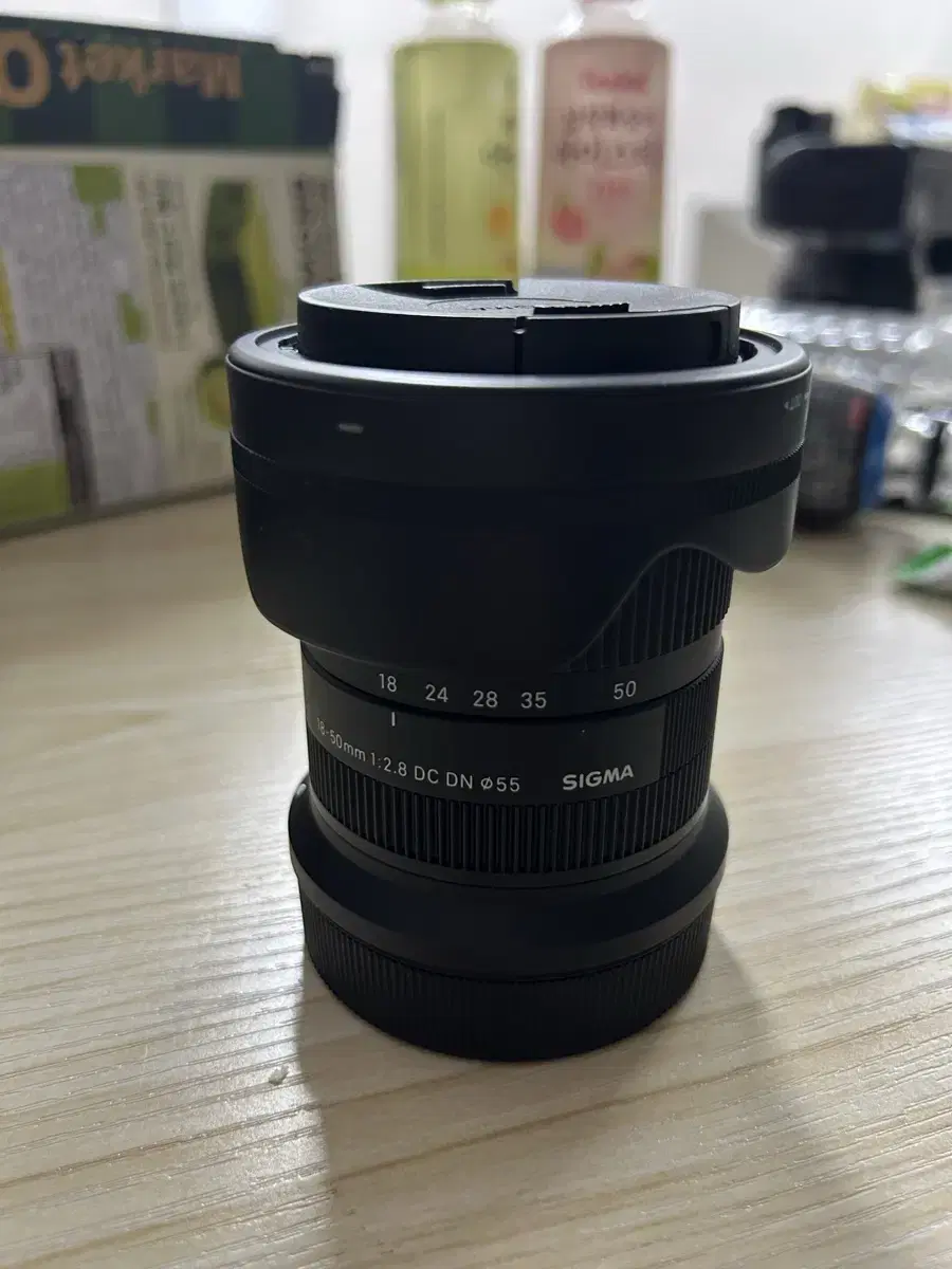 SIGMA C Rf마운트 18-50mm F2.8 캐논