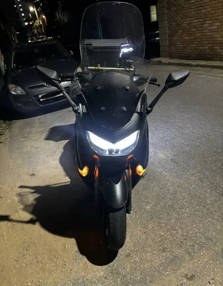 22년식 야마하 nmax125 팔아요