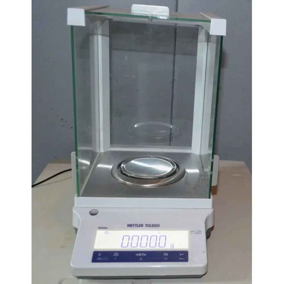 저울 Mettler ME204 Analytical Balance