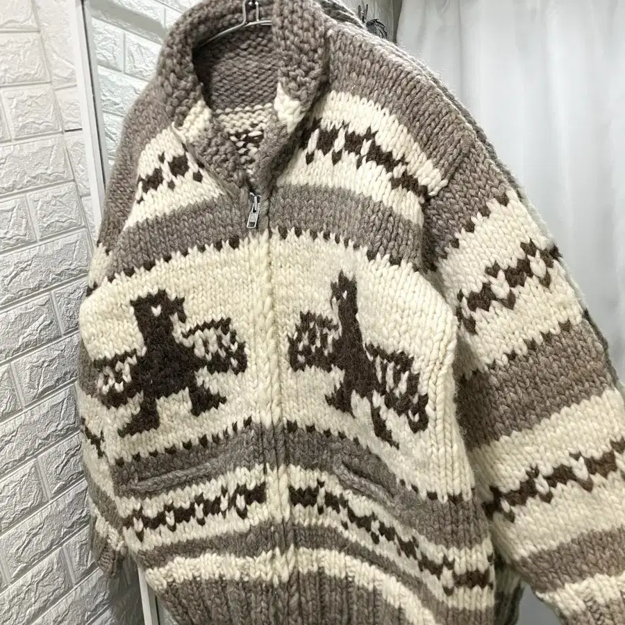 made in CANADA Cowichan Cardigan