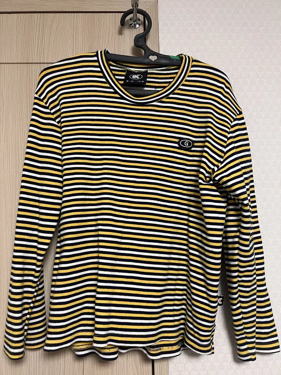 Basic cotton striped T-shirt