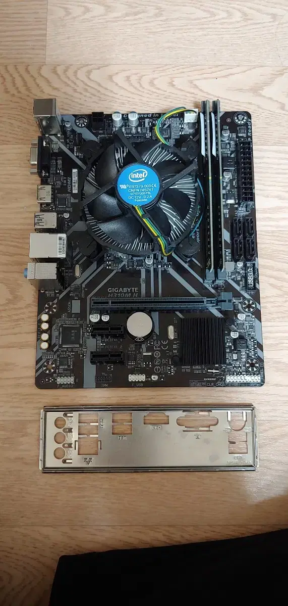 i7 8700, h310, gtx 1060 3g, 메모리 16g 세트