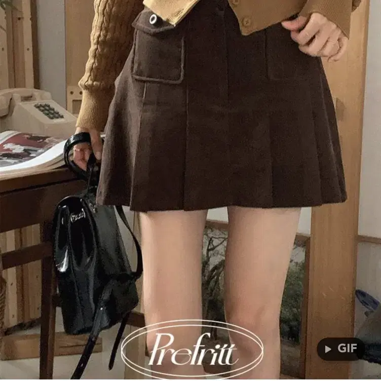 위드블룸 bear pocket corduroy skirt 브라운 색상