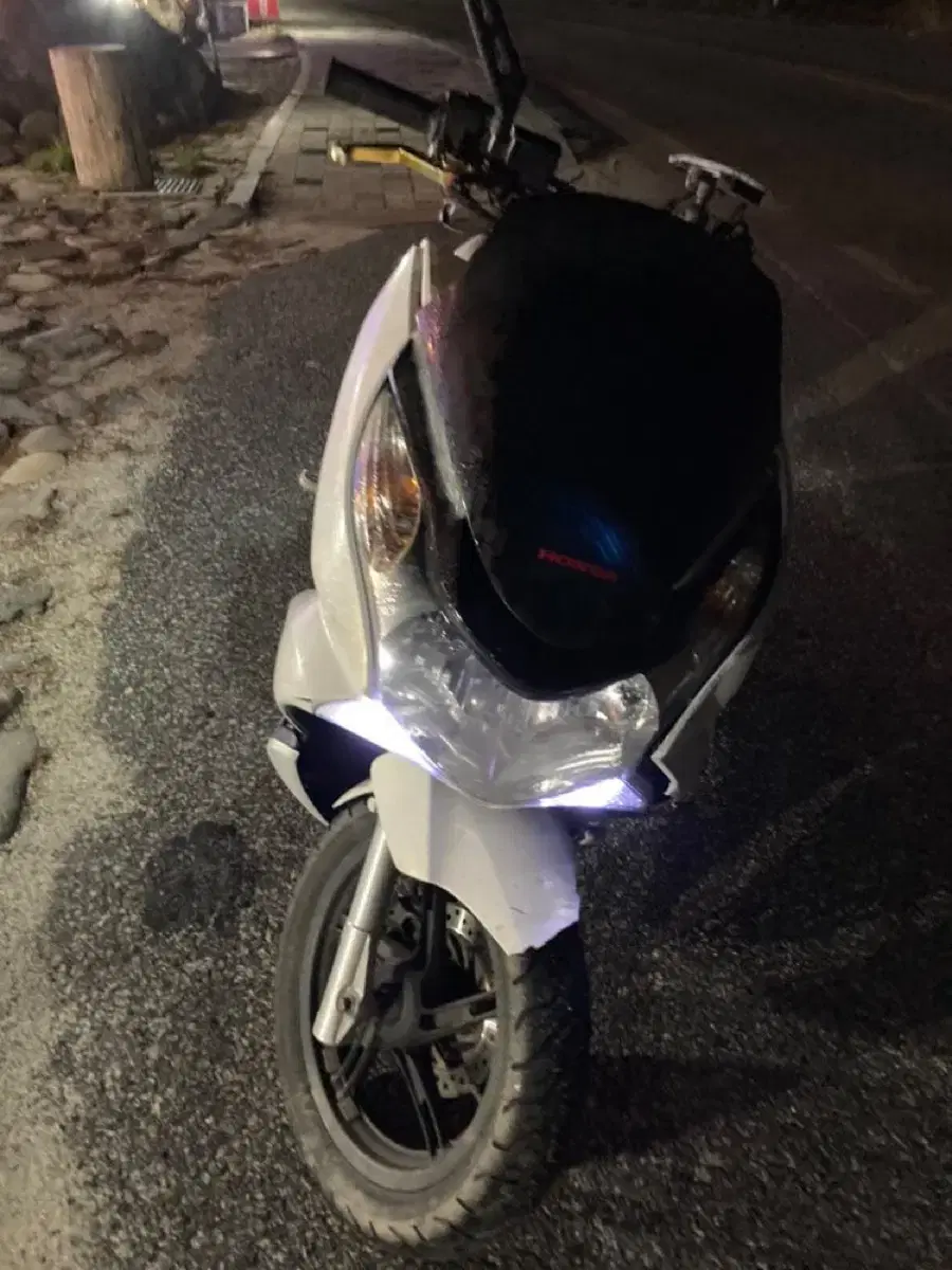 Pcx125 14년식