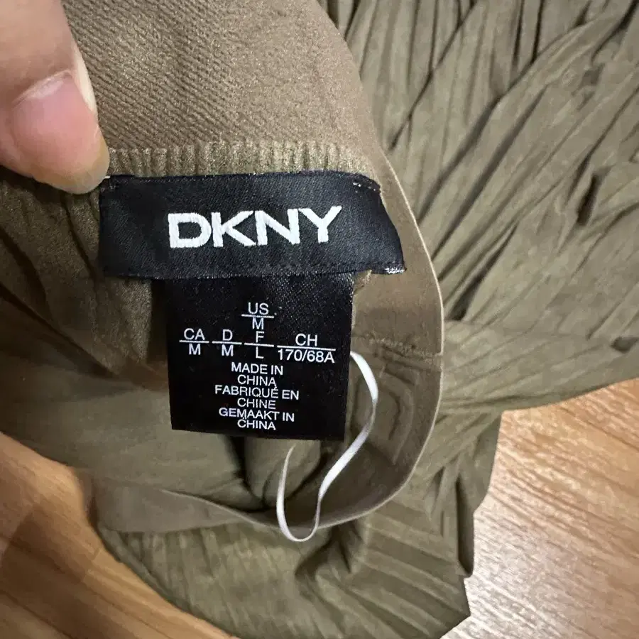 DKNY 치마