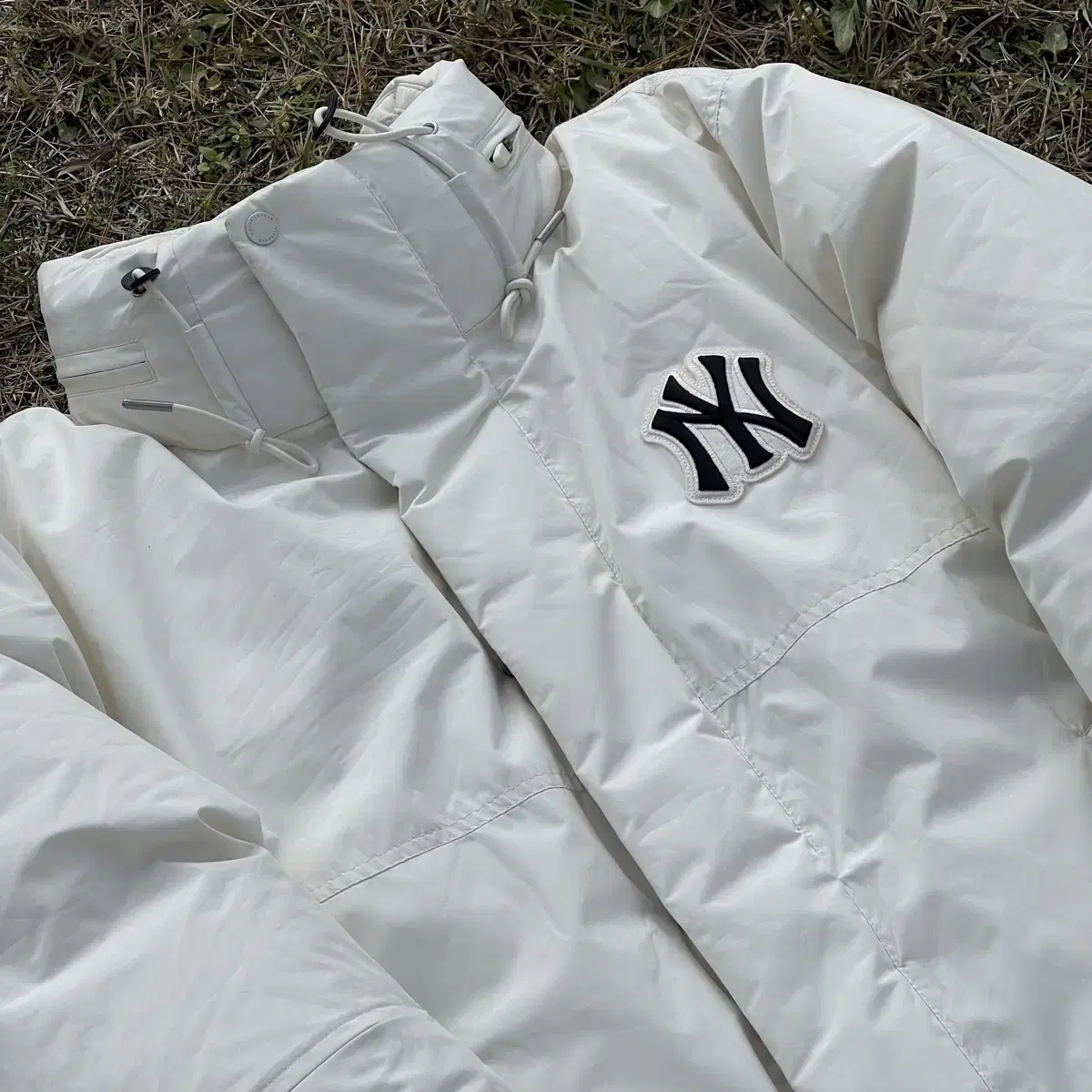 MLB New York Yankees Mega Logo White(XL)