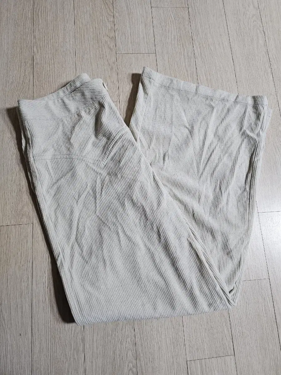 Women's Winter Golden Trousers