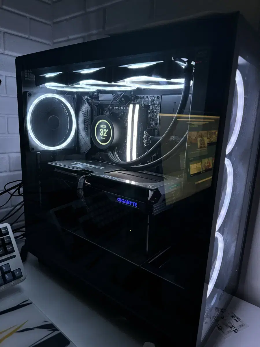 9800X3D 4070ti NZXT 컴퓨터 본체 팝니다