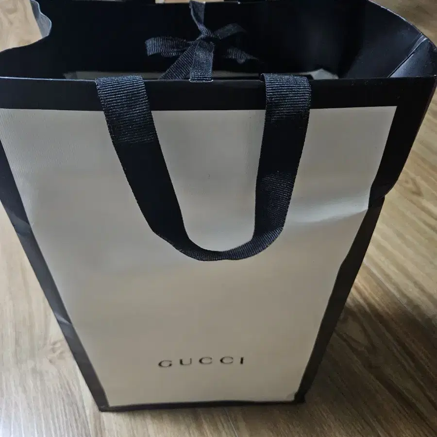 GUCCI 운동화