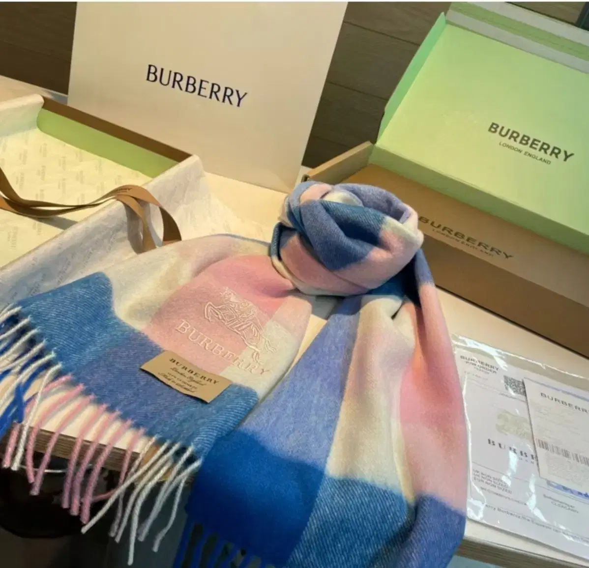 BURBERRY 클래식 스카프 여성용