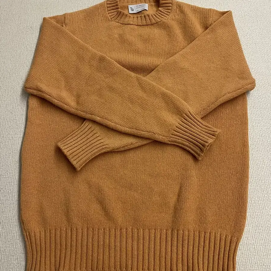 THE ARMOURY NEW YORK LAMBS WOOL SWEATER