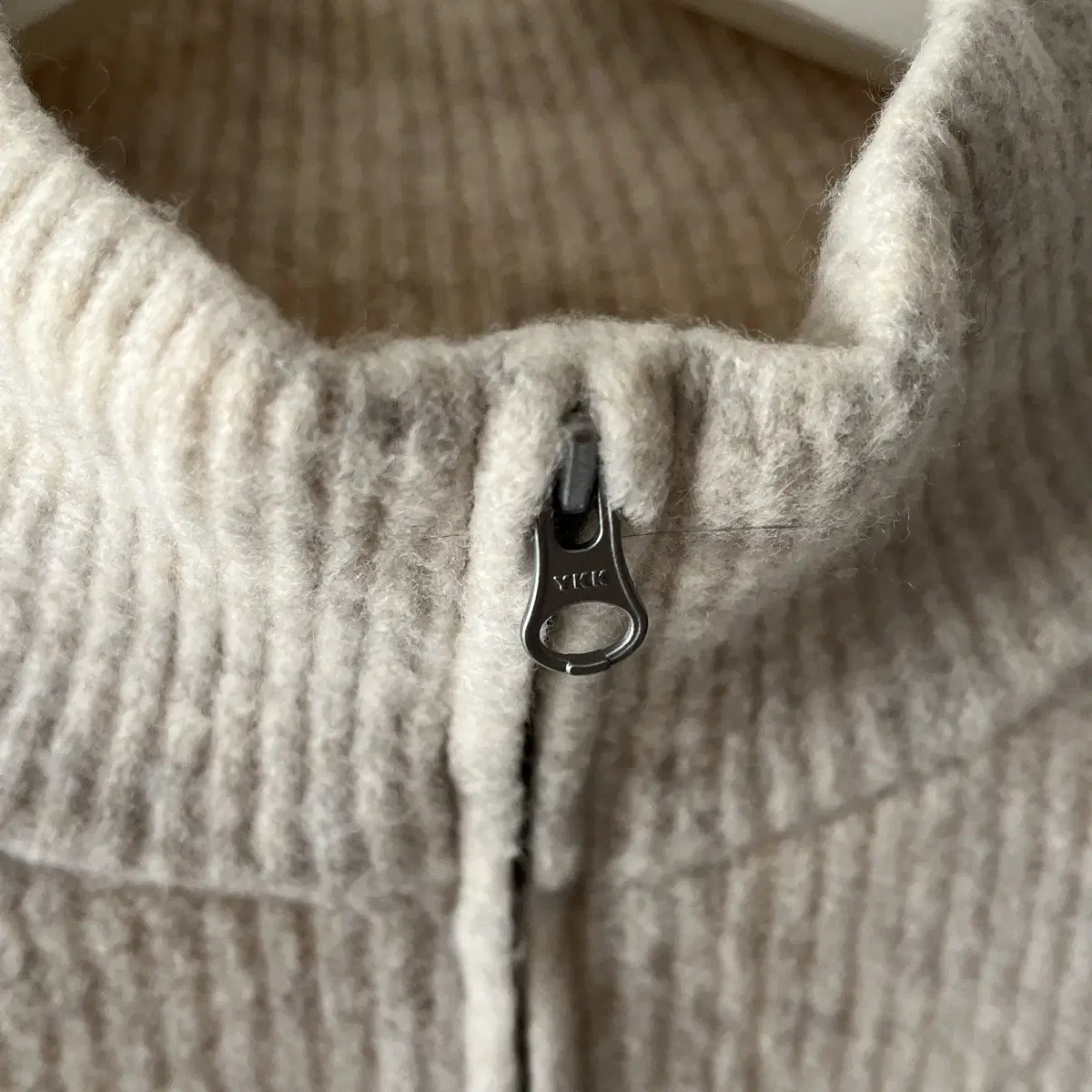 UNIQLO Souffle Yarn knit pullover