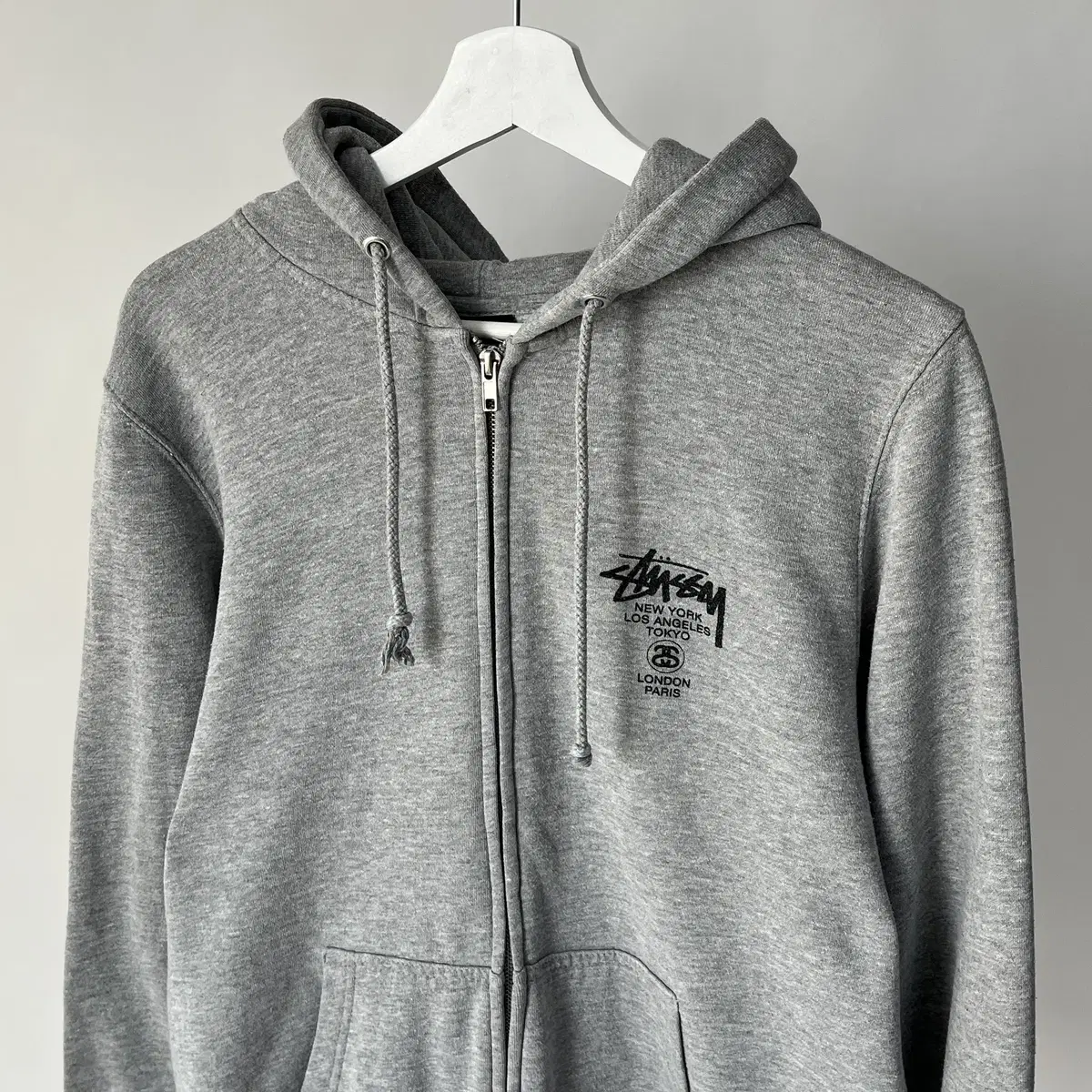 STUSSY " world tour " Hoodie zip-up