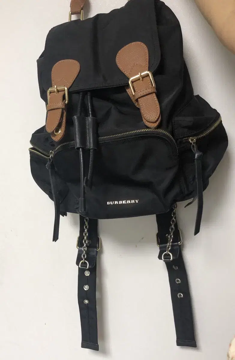 Backpack 체인백팩