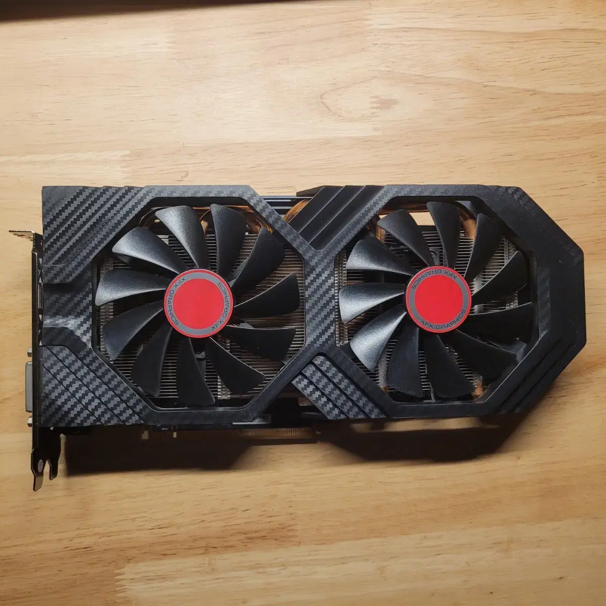 XFX RX 590 GME 그래픽카드