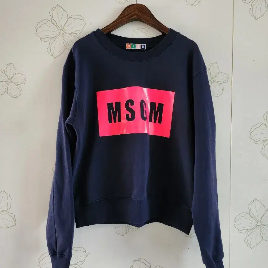 MSGM 네이비 로고 기모 맨투맨 티셔츠 (이태리)