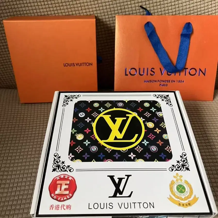 LOUIS VUITTON루이바이통 남성 벨트 벨트입니다