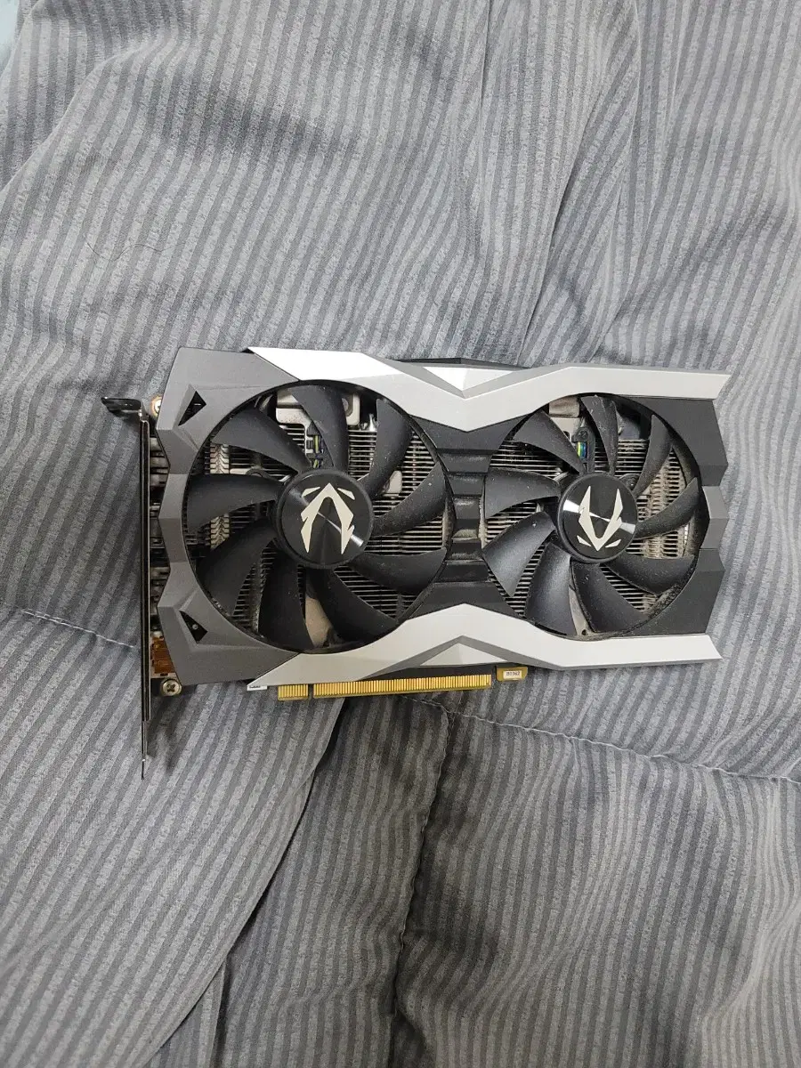 zotac RTX 2060 AMP