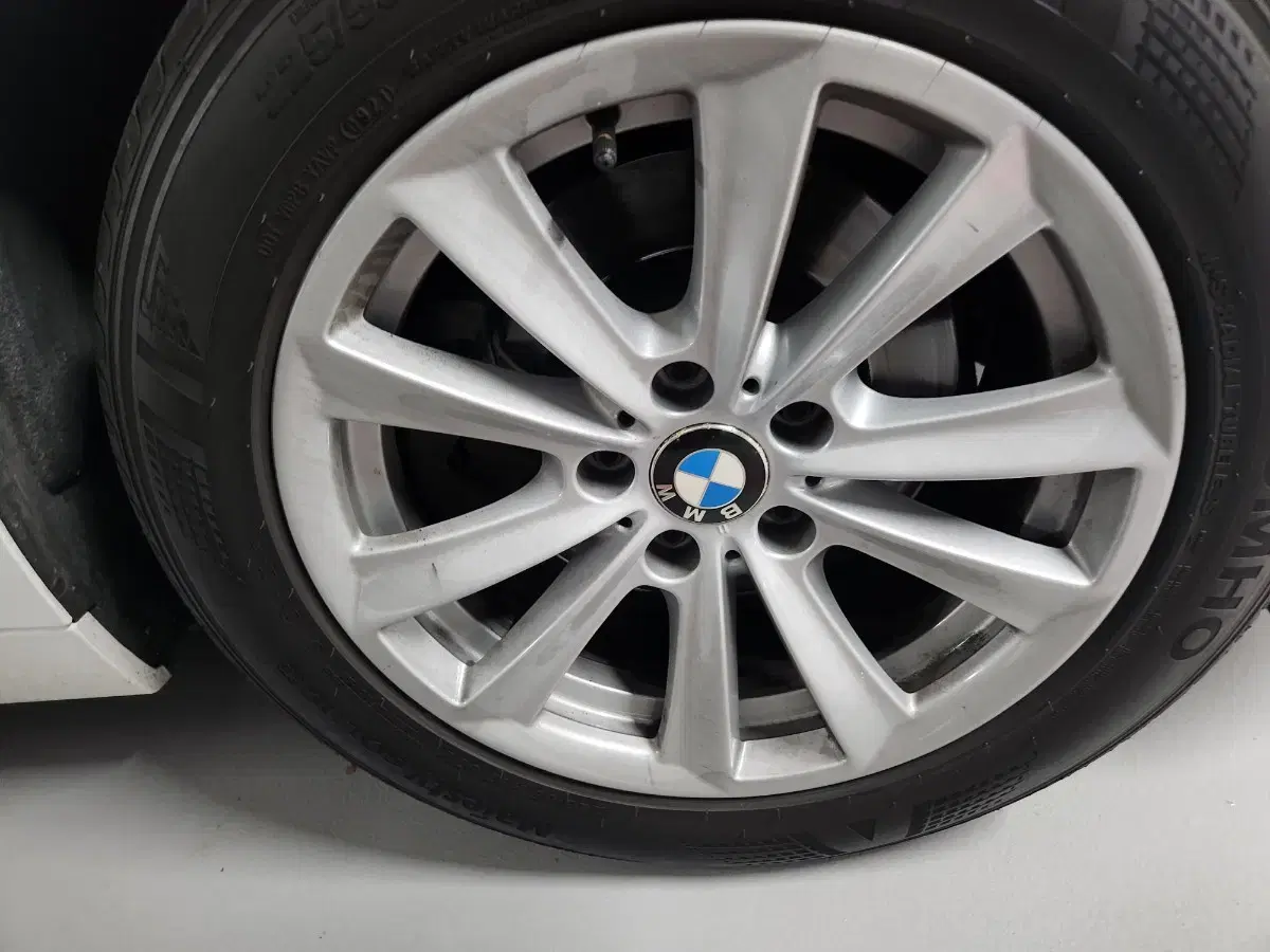 bmw 5시리즈 f10 순정17인치 휠타이어