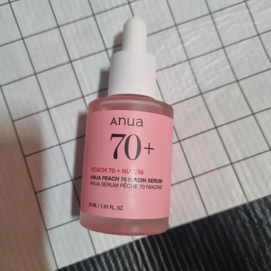 아누아. 복숭아 70 나이아신 세럼. 30ml. 새상품.