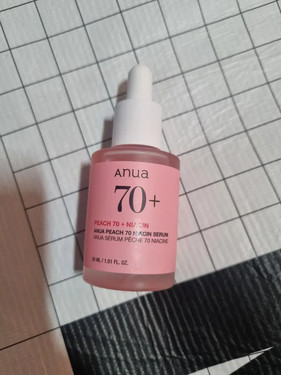 아누아. 복숭아 70 나이아신 세럼. 30ml. 새상품.