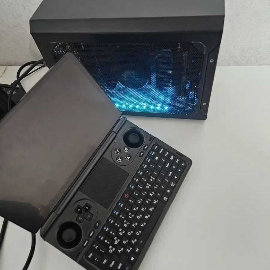 어로스 미니EGPU RTX2070 PD충전 썬더볼트독 UMPC