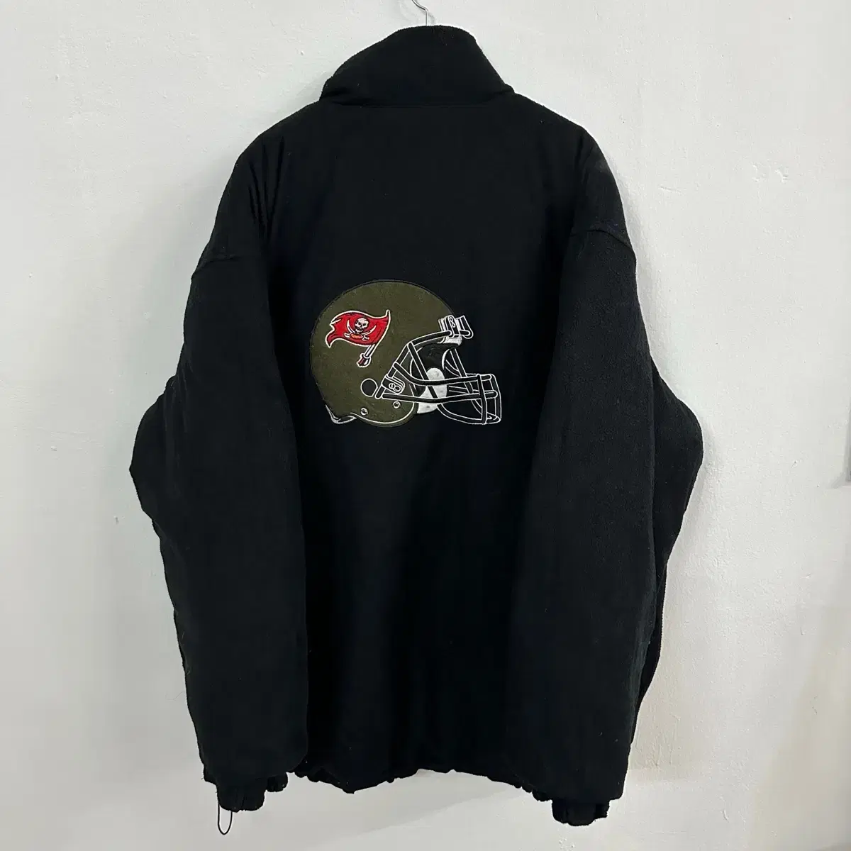 (2XL) NFL 탬파베이 버커니어스 올드스쿨 양면 리버시블 패딩 점퍼