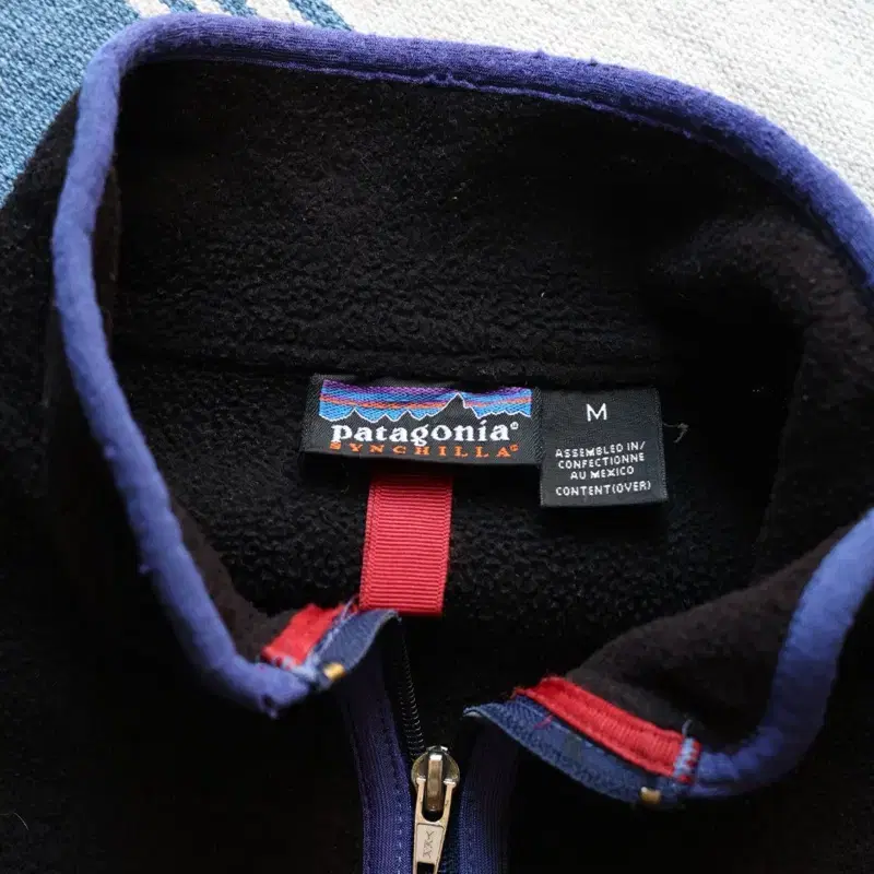 patagonia 90s marsupial fleece jacket