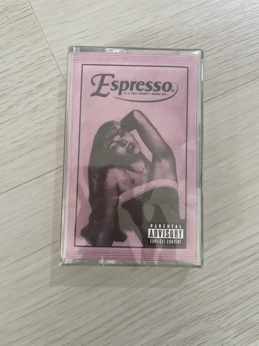 사브리나 카펜터 Espresso 카세트 테이프