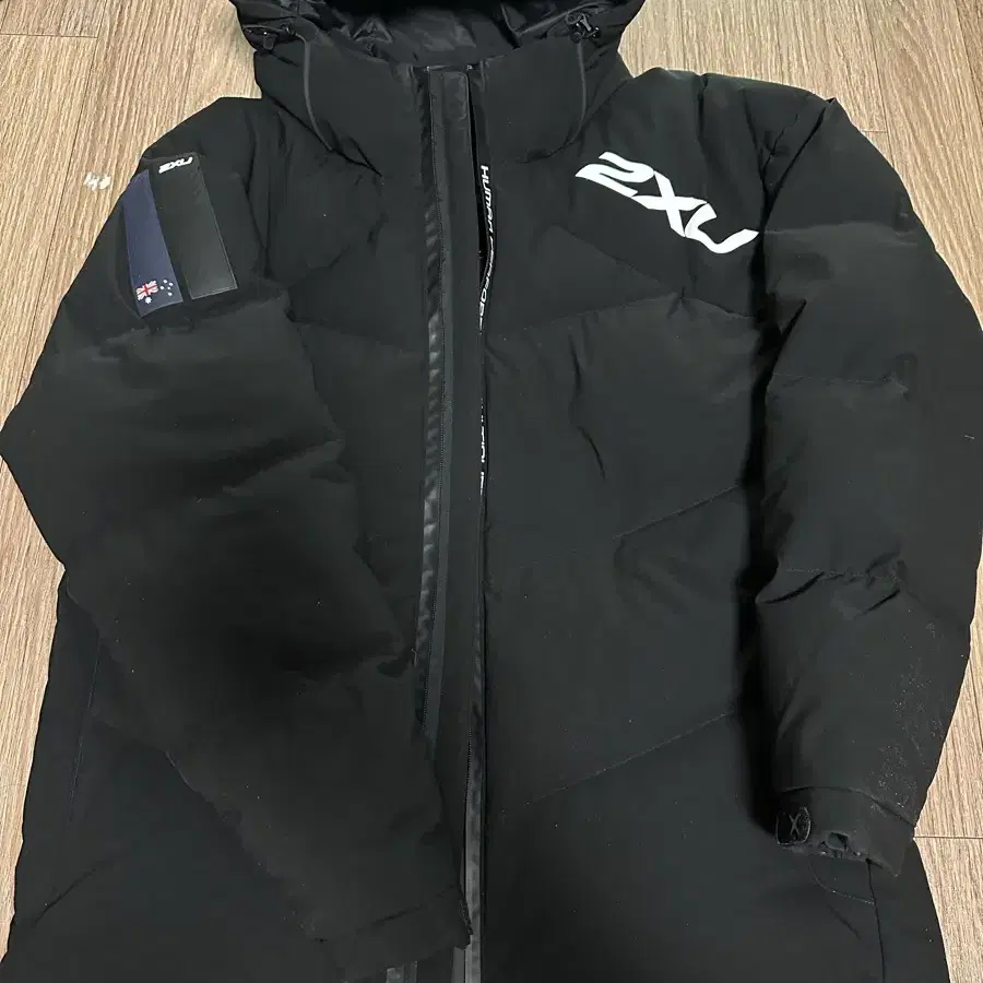 2xu 새상품급 구스다운(철인3종,러닝)