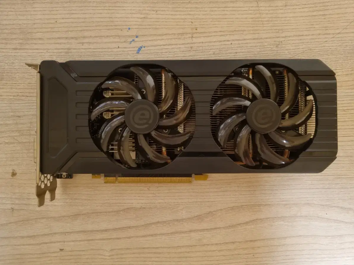 이엠텍 지포스 gtx 1060 6g 그랙픽카드