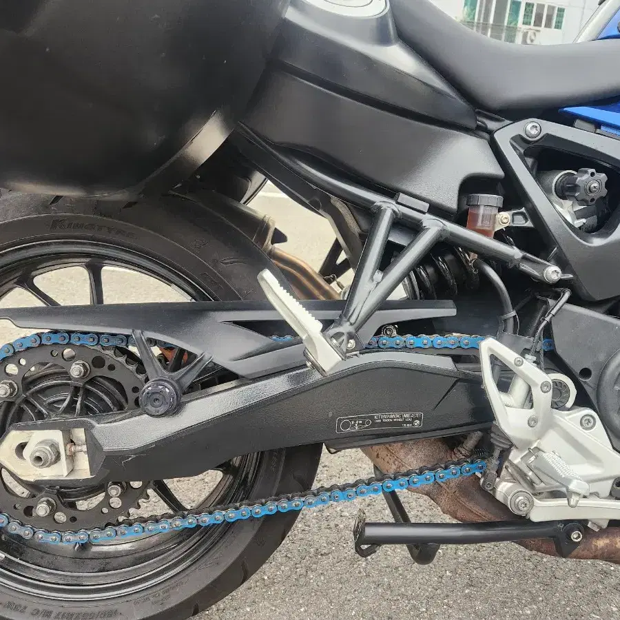 15년식 F800R 팝니다.