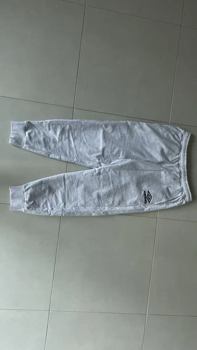 umbro training pants (unused)Quick sale