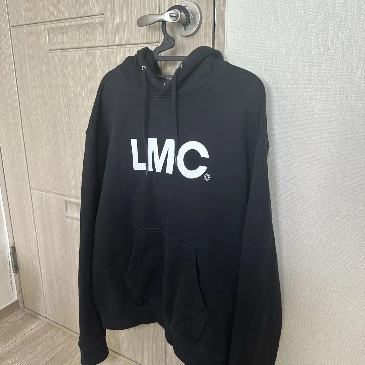 LMC 베이직 로고 후드티